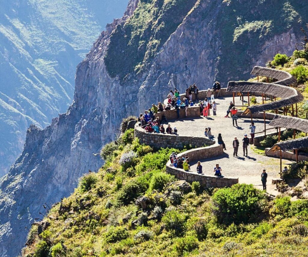 La representante del organismo instó a mejorar los destinos actuales y crear nuevas propuestas turísticas para ampliar la oferta al visitante. Foto: Illapa Culturas Andinas