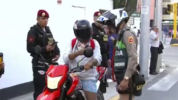 Rechazo contra prohibición de dos