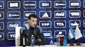 Scaloni en conferencia de prensa