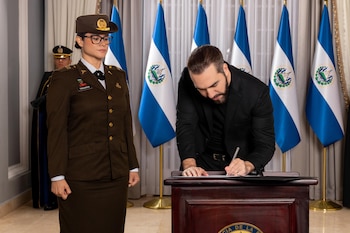 Karla Trigueros y Nayib Bukele
