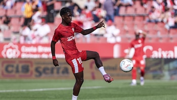 El Girona cede a Asprilla