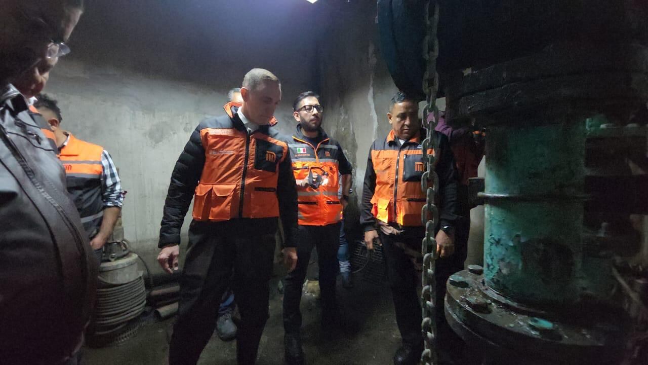 Adrián Rubacava se encontraba en la intersección de Santa Anita y Coyuya de la Línea 8 del Metro de la Ciudad de México. Foto: X/@MetroCDMX.