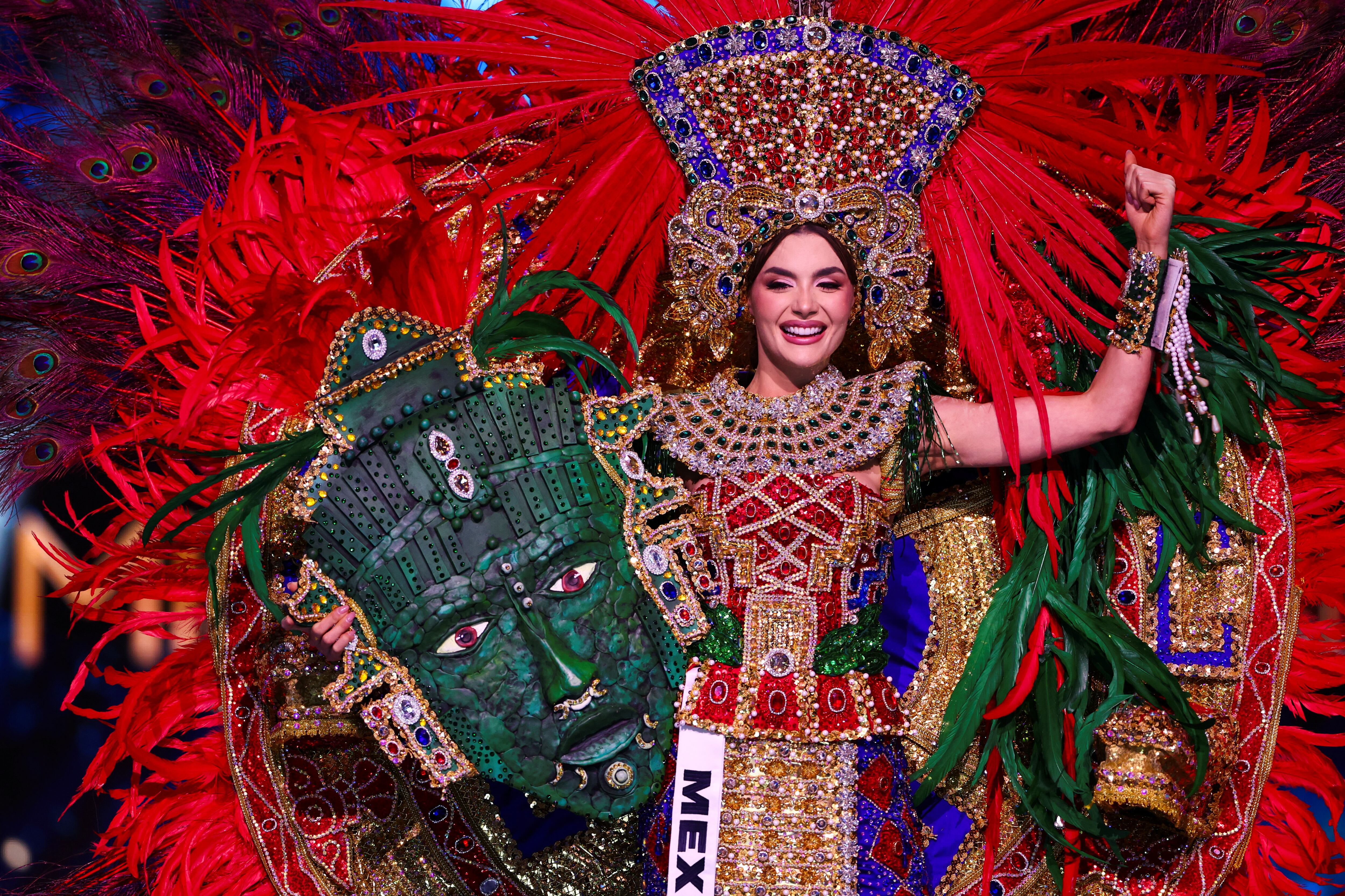 Miss Mexico Maria Fernanda Beltran takes part in the National Costume show during the 73nd Miss Universe pageant in Mexico City, Mexico November 14, 2024 REUTERS/Raquel Cunha