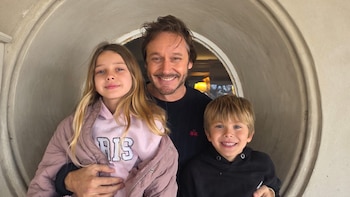 Benjamín Vicuña respondió con una tierna foto al posteo contra él de Mauro Icardi