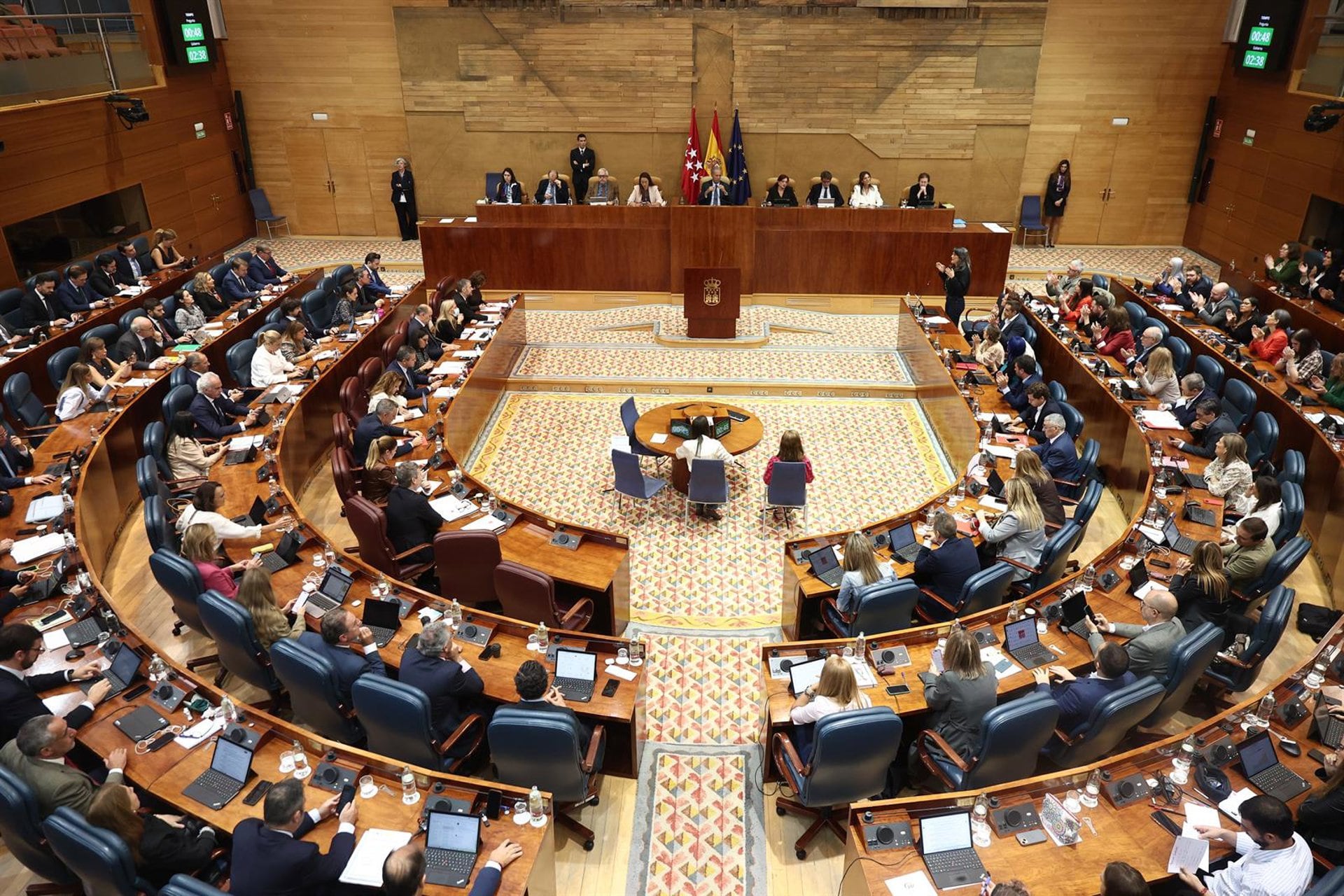 08/10/2026 Hemiciclo durante el pleno de la Asamblea de Madrid, a 8 de octubre de 2026, en Madrid (España). La Asamblea de Madrid celebra el primer Pleno desde que el presidente del Gobierno oficializara la convocatoria de elecciones generales para el 29 de noviembre, con la vivienda como principal telón de fondo y también como eje principal en las preguntas de control de la oposición a la presidenta madrileña.POLITICA Eduardo Parra - Europa Press