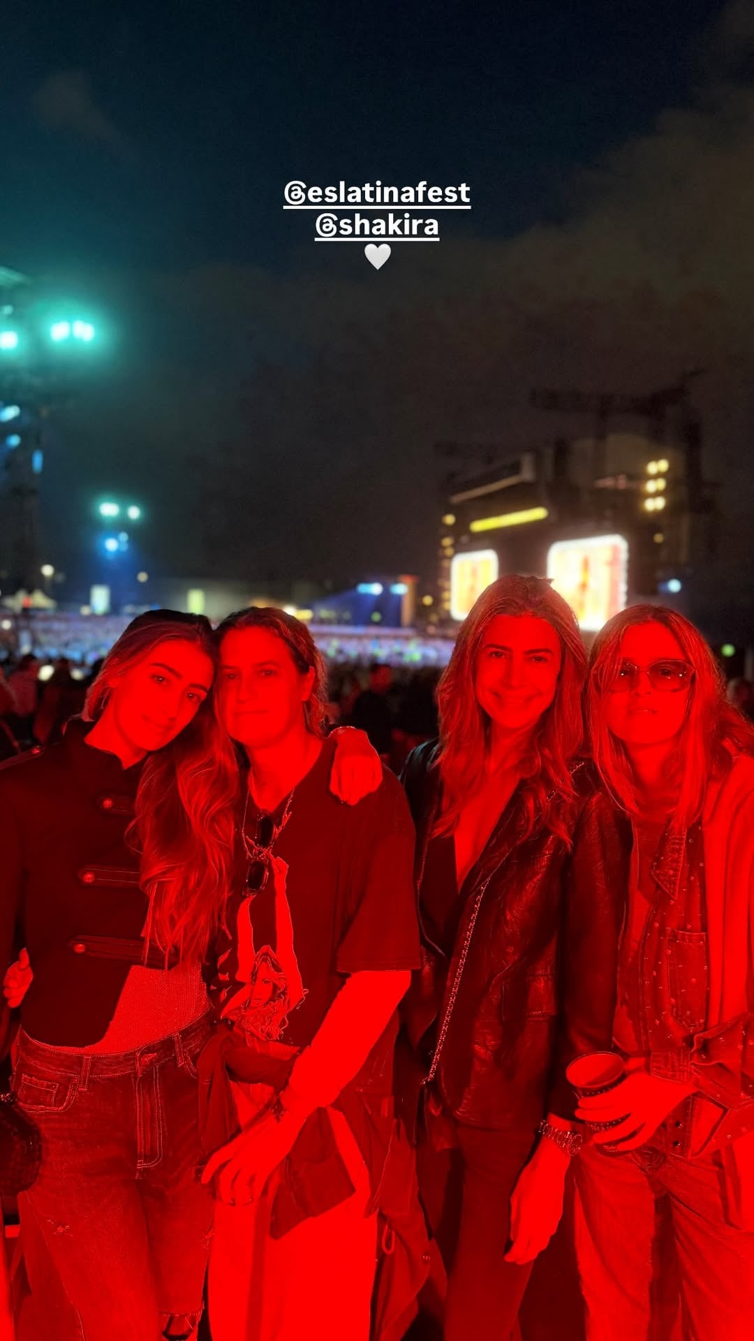 Juliana Awada disfrutó del show de Shakira en España junto a su hija Valentina Barbier y Calu Rivero (Instagram)