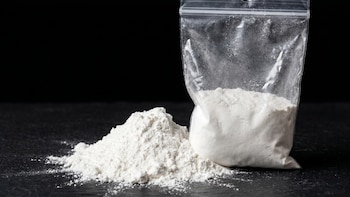 Drogas ilícitas: Riesgo y desafío global - VisualesIA ScribNews