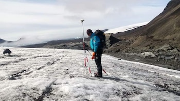 Los científicos asisten a las