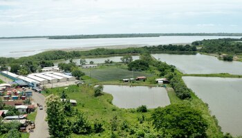 En Esmeraldas, comunidades costeras enfrentan