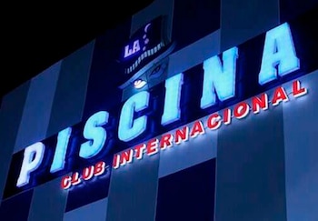 La Piscina Night Club