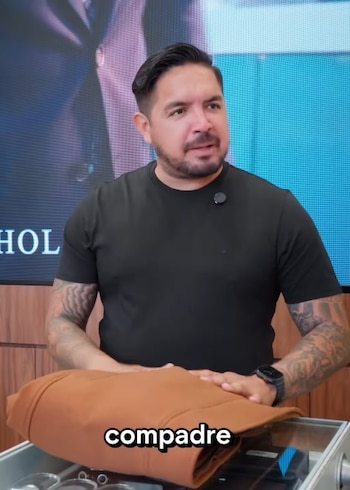 El ‘Loco’ Vargas protagoniza su propia versión de ‘El Diablo viste a la Moda’ junto a ‘Cuto’ y el ‘Chorri’. Captura: IG Tiendas Él.