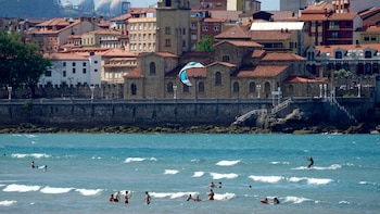 La Aemet avisa de que el calor no dará tregua: qué hay detrás de este episodio de temperaturas propias de verano en mayo