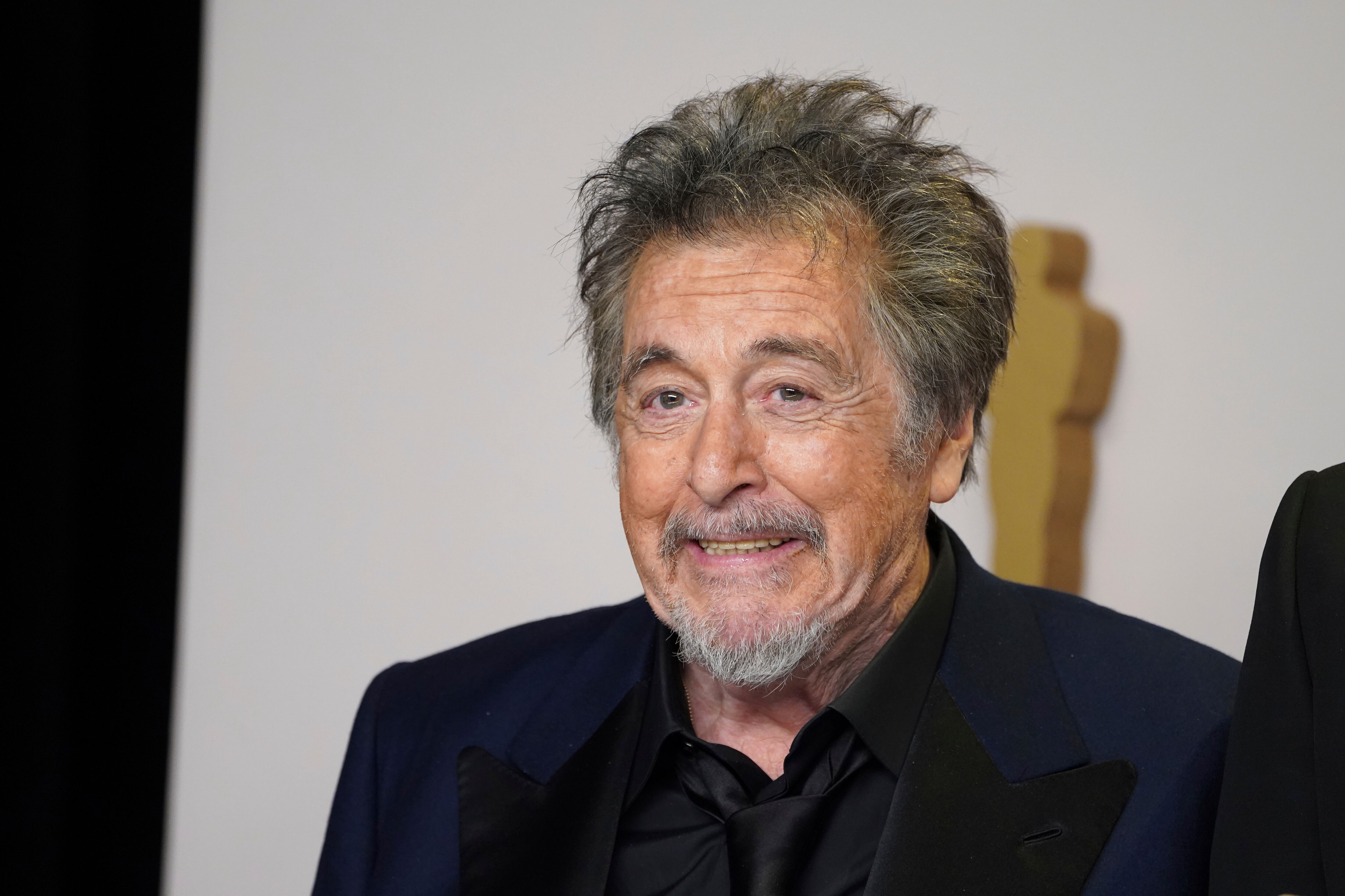 El actor de 85 años reveló cómo sus cuatro hijos han mejorado significativamente su desempeño profesional en diversas producciones cinematográficas (Jordan Strauss/Invision/AP)