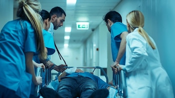 Los pacientes indisciplinados estresan al personal de urgencias y socavan la atención