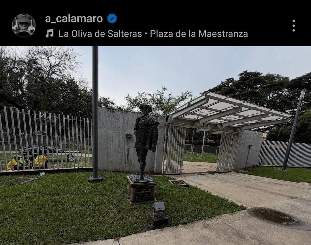 El famoso acompañó su mensaje de réplica con una imagen referente al toreo - crédito Instagram