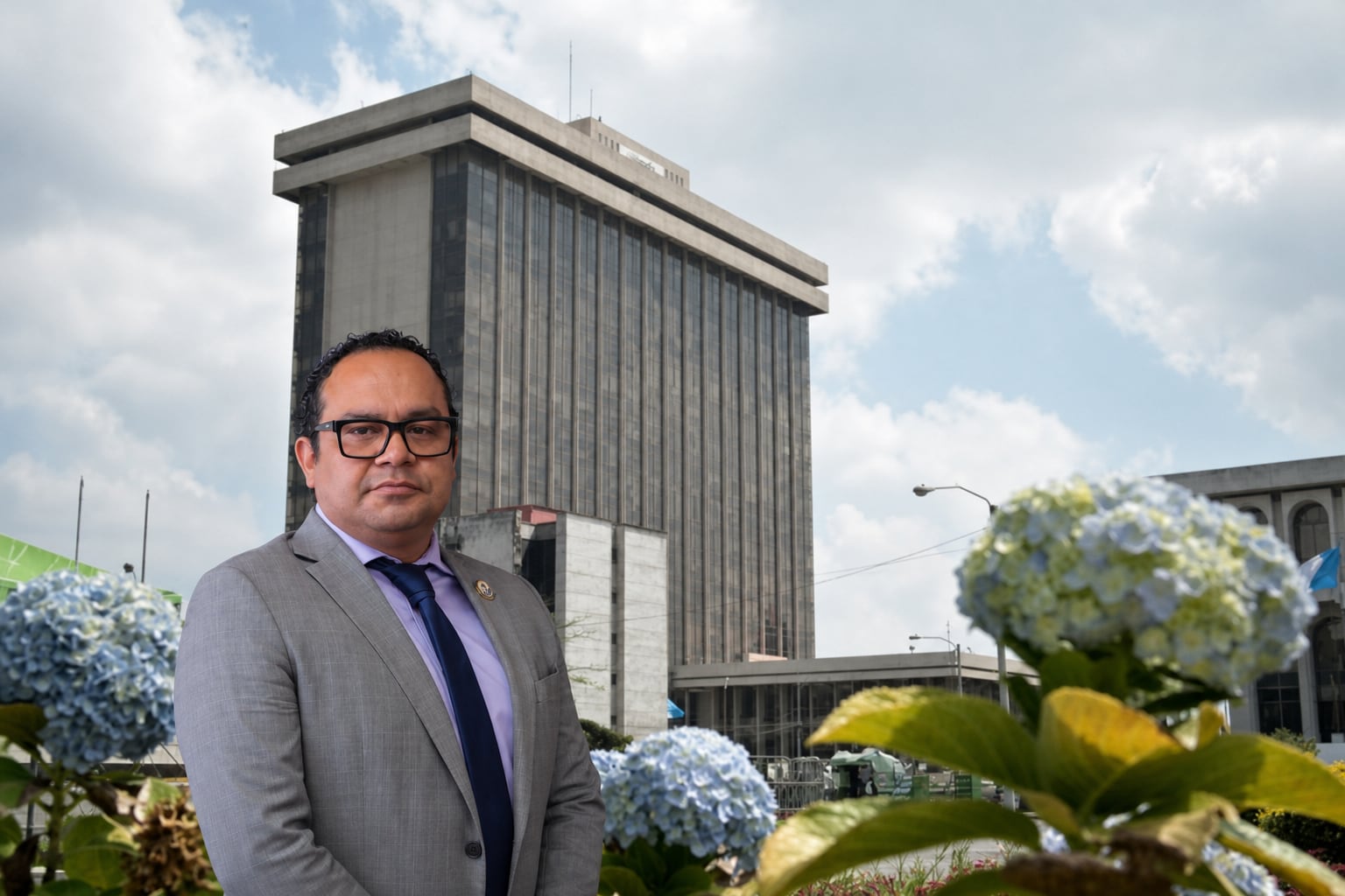 Gobierno de Guatemala presenta a su nuevo viceministro de Ingresos: Movimiento Pro Justicia denuncia conflicto de interés