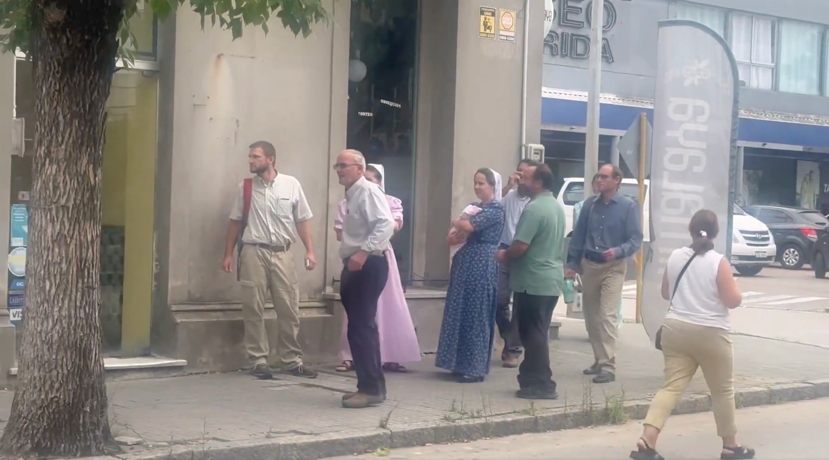 Los menonitas de Florida llegan al juzgado para presentar sus argumentos por el juicio iniciado por el organismo rector de la educación pública (@daloxhechouy)