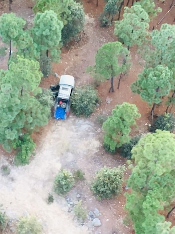 Los sicarios huyeron después por