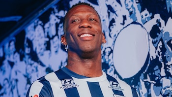 Luis Advíncula aseguró que fichó