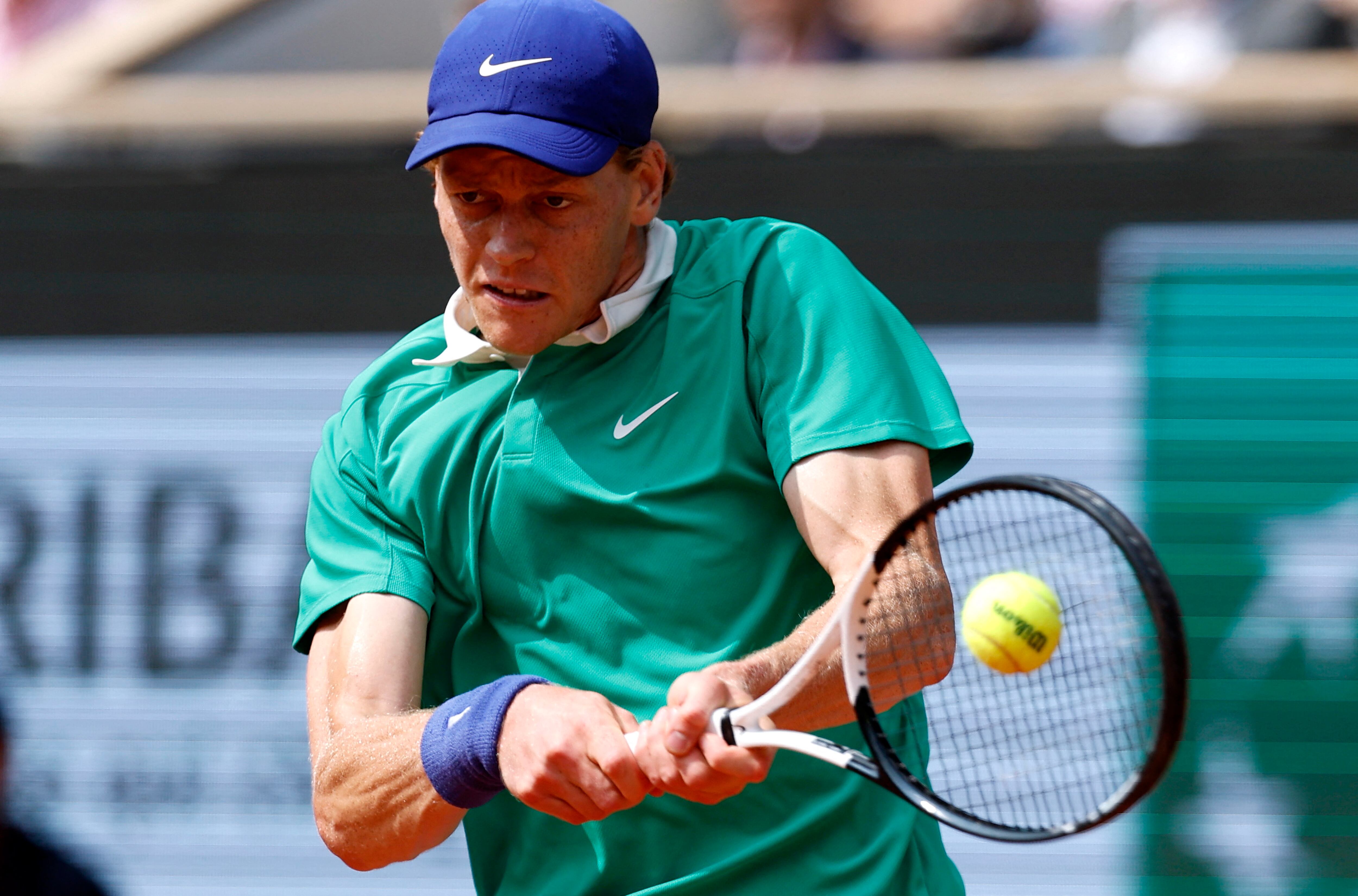 Tennis - French Open - Roland Garros, Paris, France - June 8, 2025 Italy's Jannik Sinner in action during his final match against Spain's Carlos Alcaraz REUTERS/Stephanie Lecocq