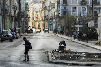 Los cubanos atraviesan una grave
