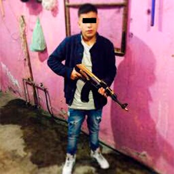 Kevin solía fotografiarse con fajos