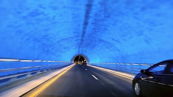 El túnel submarino Ryfylke en Noruega (KampreHarex)