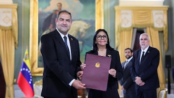 Rodríguez también recibió las Cartas Credenciales del nuevo embajador de la República Árabe de Egipto, Haitham Mohamed Hosni Mohamed Ibrahim (@Cancilleria_ve)