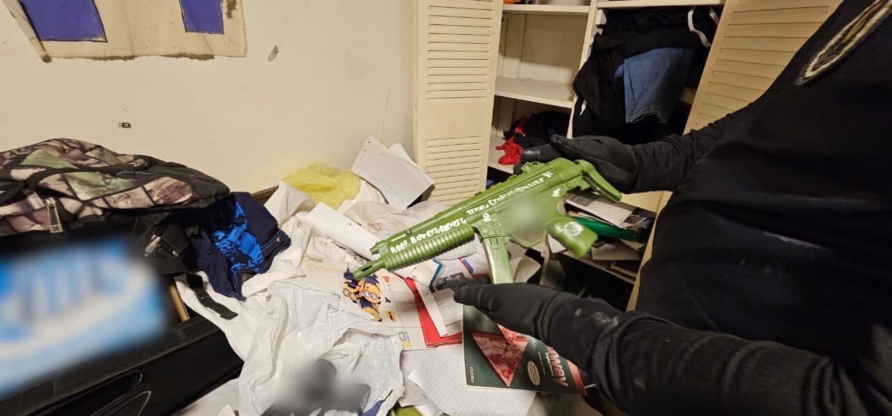 Los elementos incautados en el allanamiento