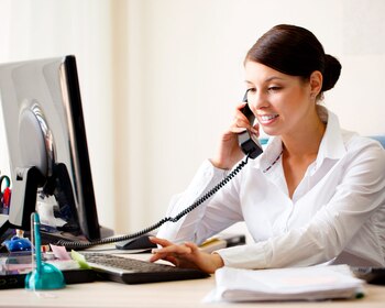 El puesto de Auxiliar administrativo