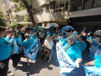 Un grupo reducido le mostró