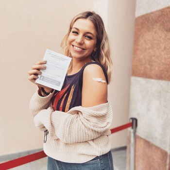 Maite recibió la primera dosis