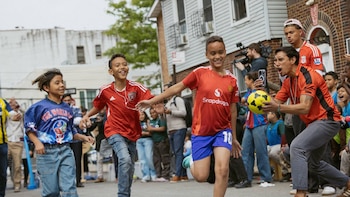 Nueva York convierte calles escolares en canchas de fútbol por el Mundial 2026