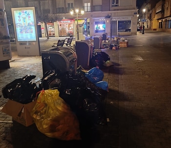 Imagen de basura acumulada en