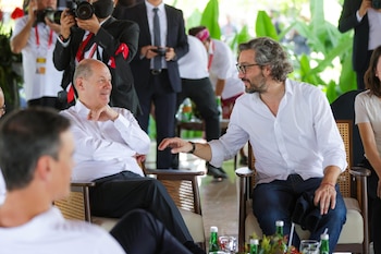 Santiago Cafiero dialoga con el