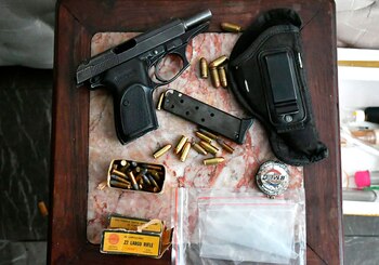 La Bersa 380 incautada (Policía