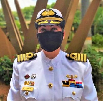 La capitana de la Armada