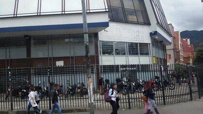 Polémica en la Escuela de Artes y Letras: iniciarán procesos legales contra su rector por explotación laboral y corrupción 