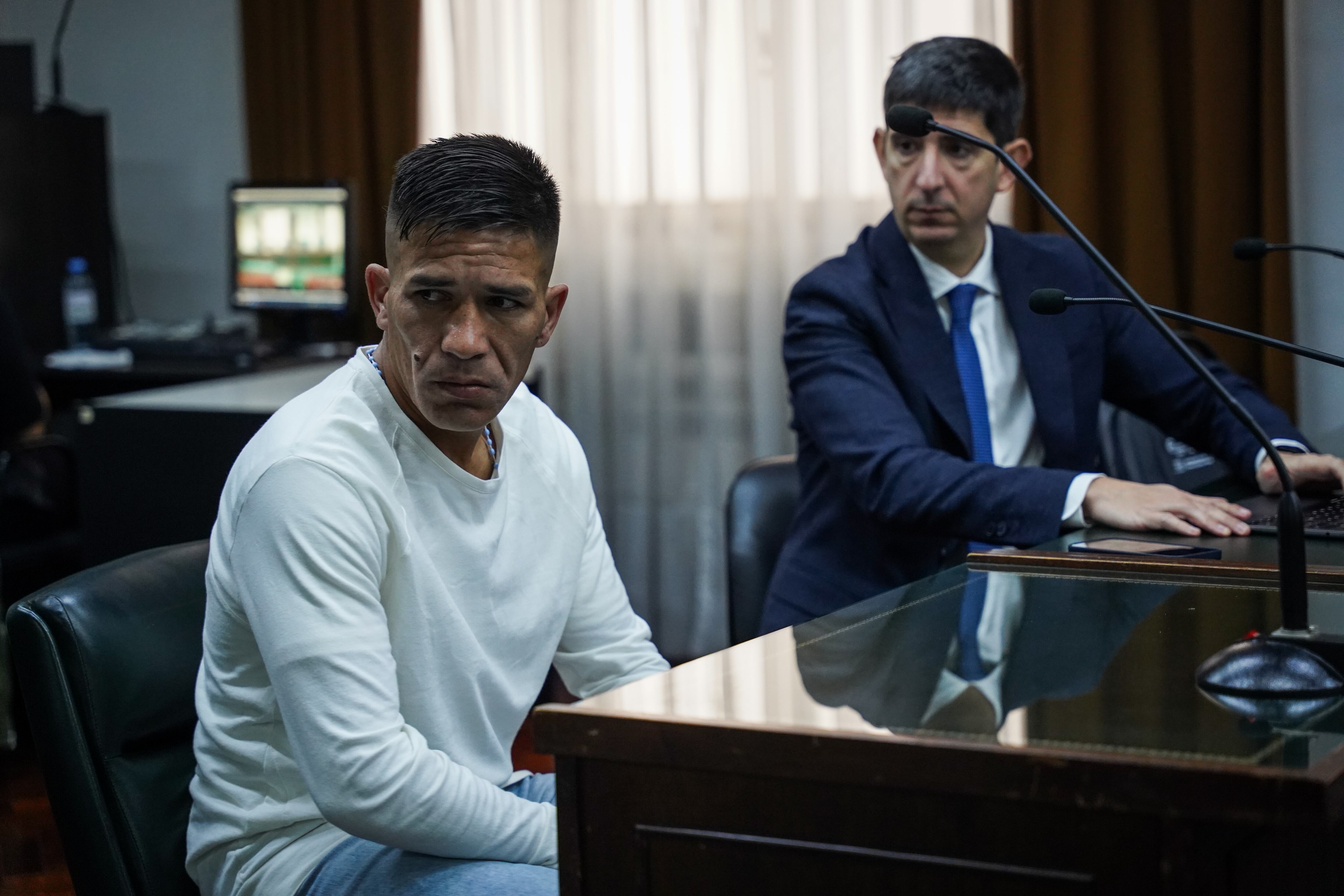 El imputado deberá cumplir con la pena de 19 años de prisión