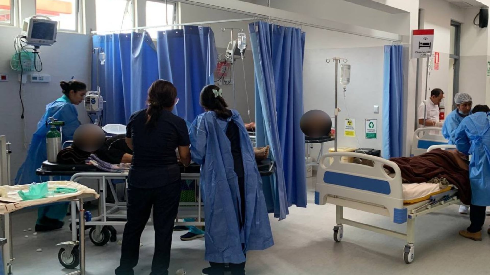 El alcalde señaló que una adolescente de 17 años también tuvo que ser remitida al Hospital Regional, luego de presentar aturdimiento como consecuencia de la onda explosiva. (Foto: Facebook / EsSalud Moyobamba)