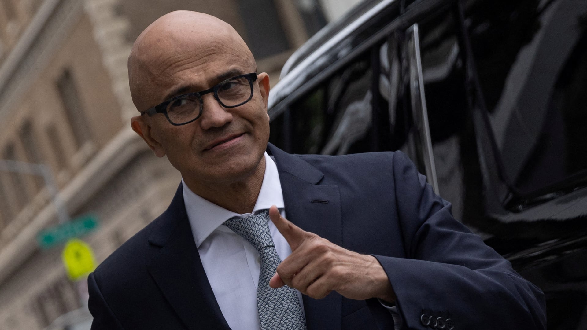 Satya Nadella vendió acciones de Microsoft bajo un plan que ya había sido programado. (Reuters)