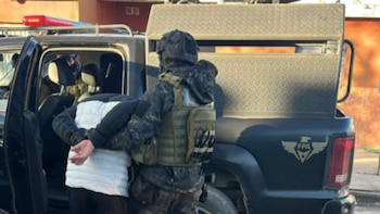 Cayó un hombre por narcomenudeo en Córdoba e investigan si tenía una banda familiar con su hermano