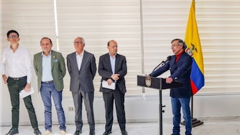 Petro lanzó duro mensaje a