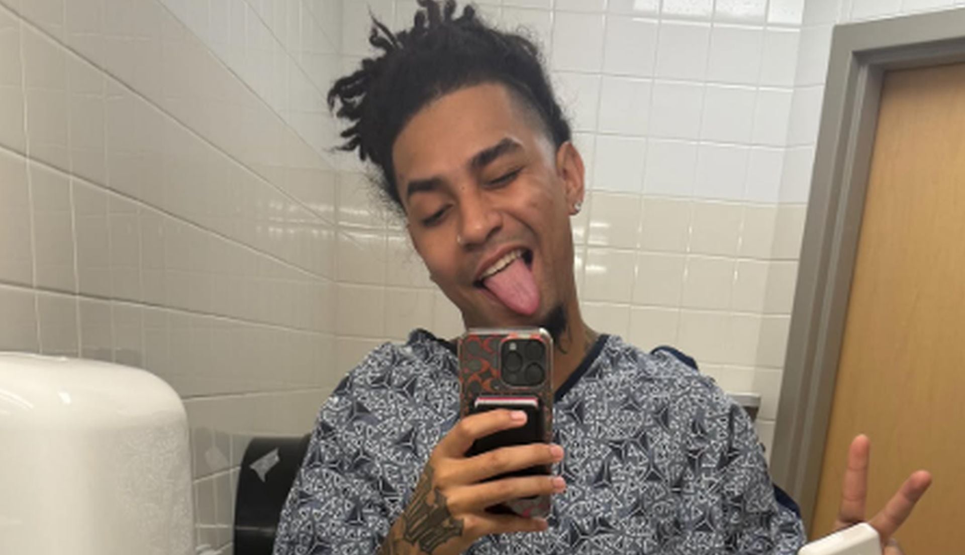 Youna denuncia presunta negligencia médica tras cirugía por cáncer: “El dolor fue tan fuerte que me aislé de todos”