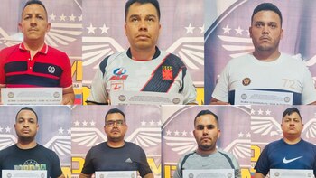 Superior: los SM2 Rodríguez Evies,