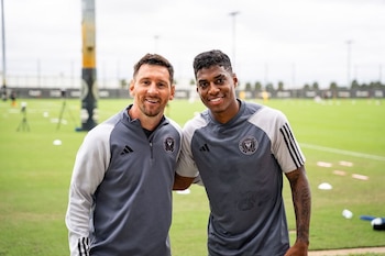 Emerson Rivaldo fue compañero de equipo de Lionel Messi en el Inter de Miami - crédito @emerson__rodriguez25/IG