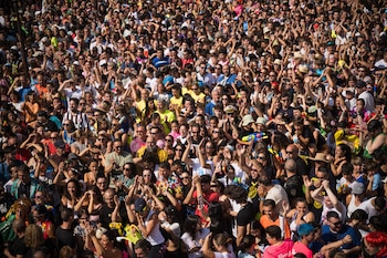 Multitud de personas durante la