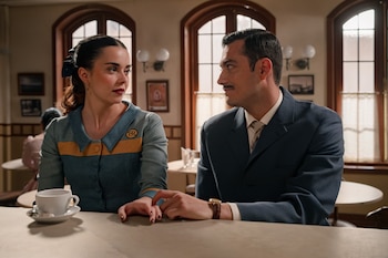 Paula y Tasio en 'Sueños de libertad' (ATRESMEDIA).