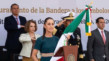 Claudia Sheinbaum afirmó que ninguna potencia extranjera puede definir cómo se gobierna México. | (Crédito: Captura de pantalla/Youtube: Cepropie)