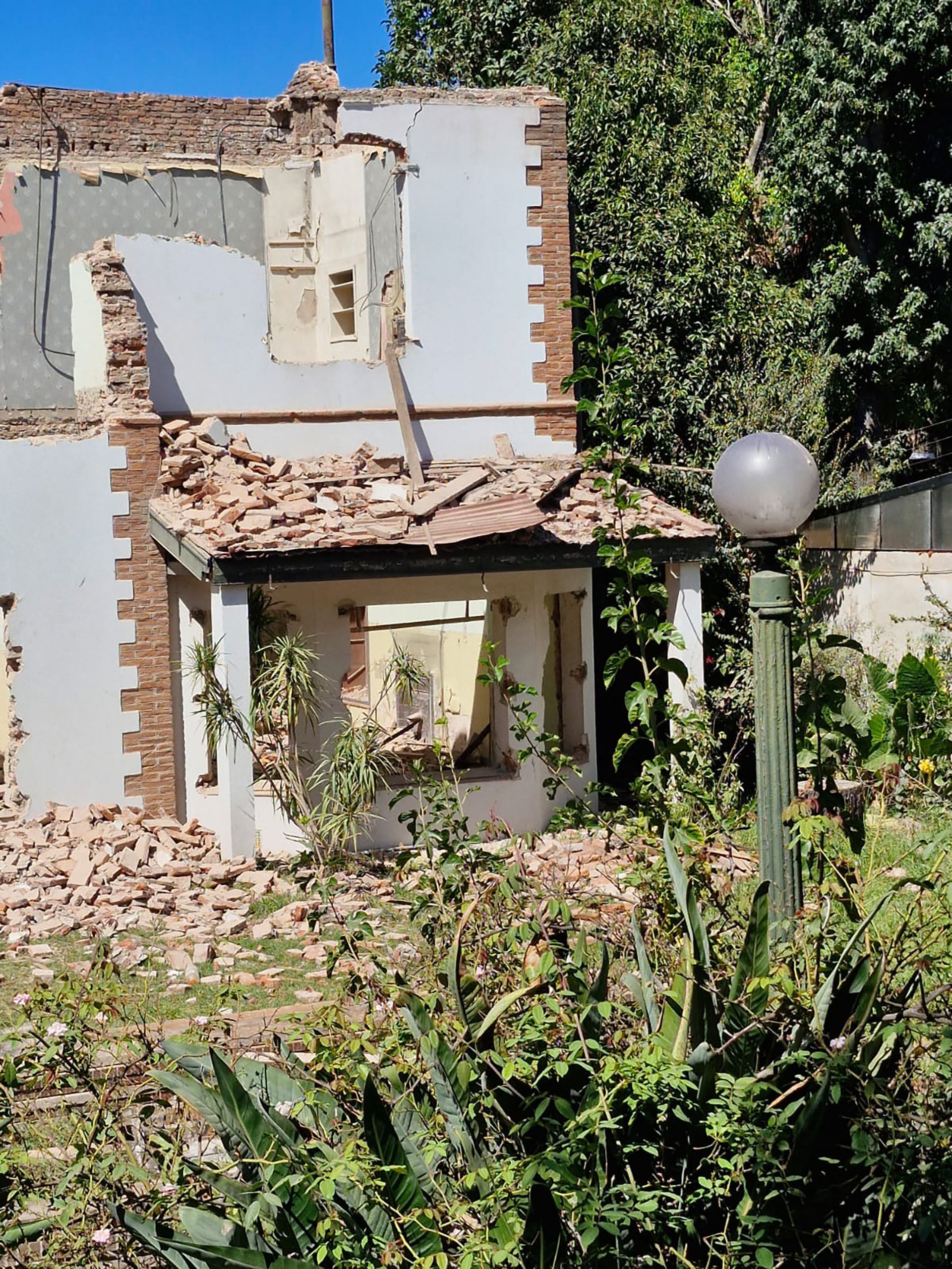 Ala lateral de la vivienda proyectada por el arquitecto inglés Bessett Smith